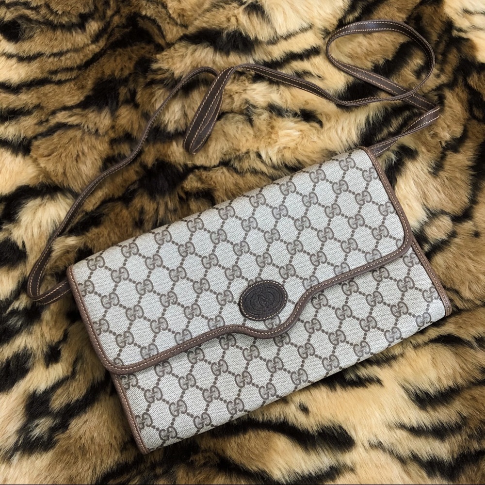 Authentic Vintage Gucci GG Monogram Bag!